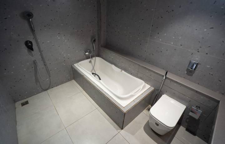 Bathroom with bathtub